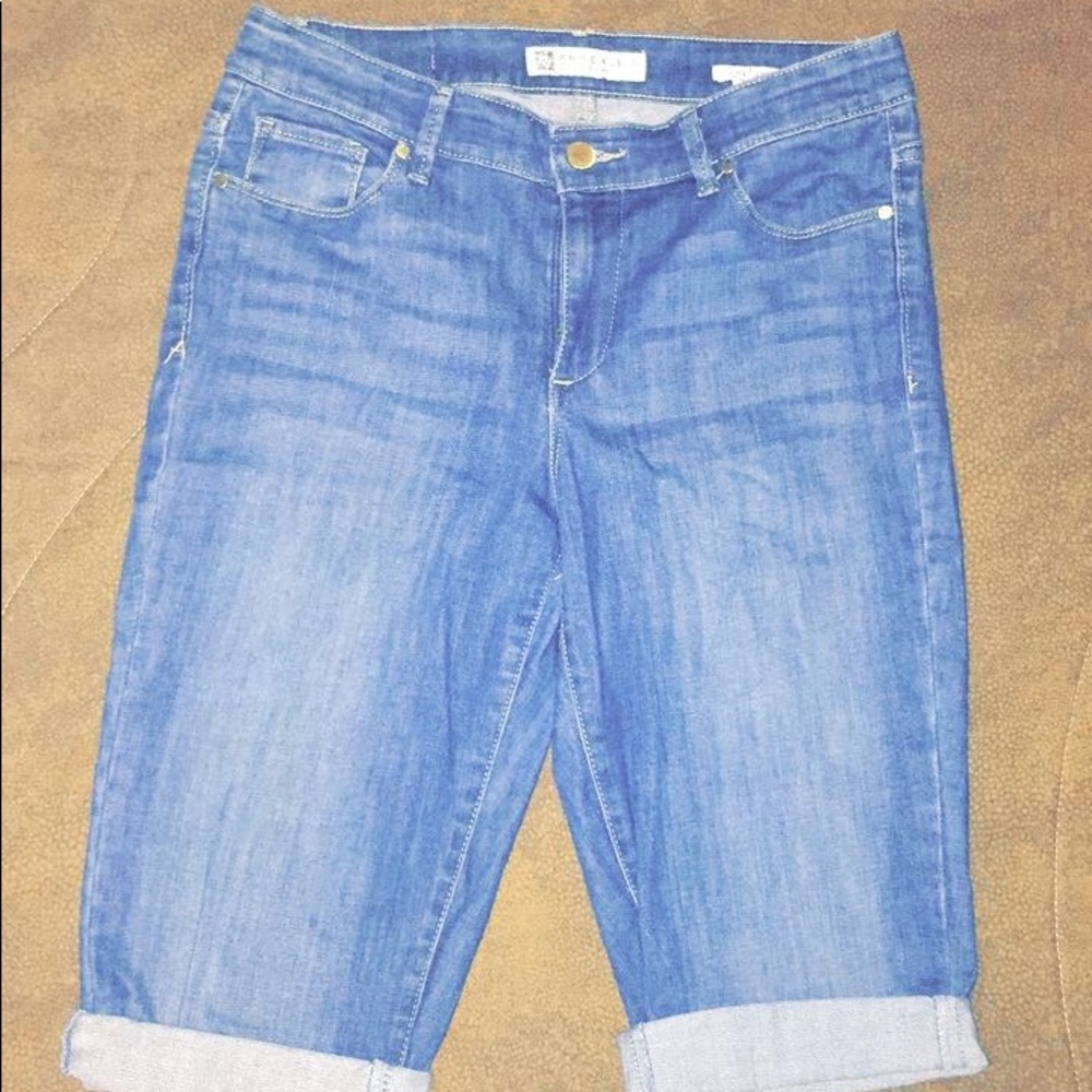 Anne Klein Jeans